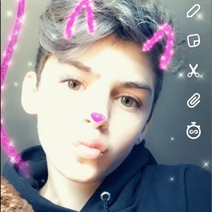 Meet your Posher, Bailey